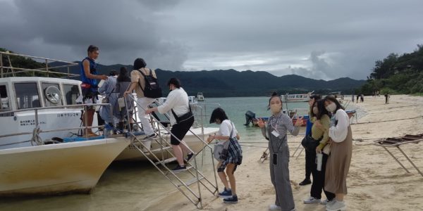 【石垣島修学旅行2日目】グラスボートに乗船