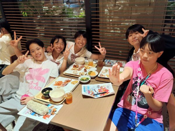 【修学旅行1日目】夕食