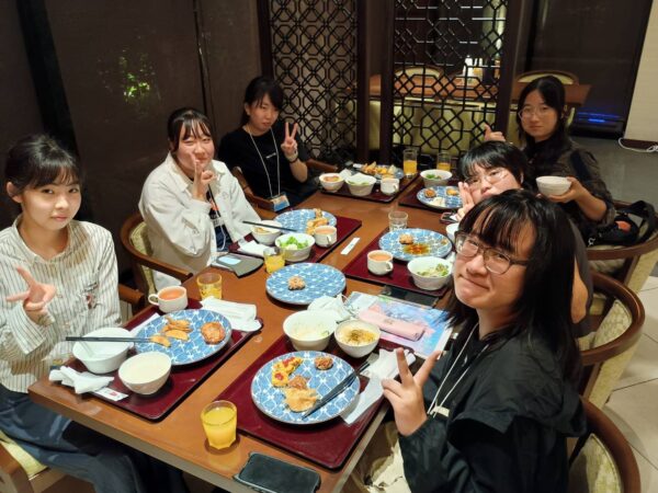 【修学旅行2日目】夕食