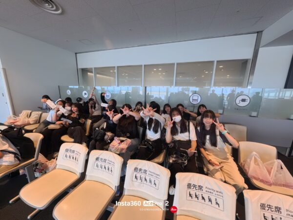 【北海道修学旅行1日目空港】