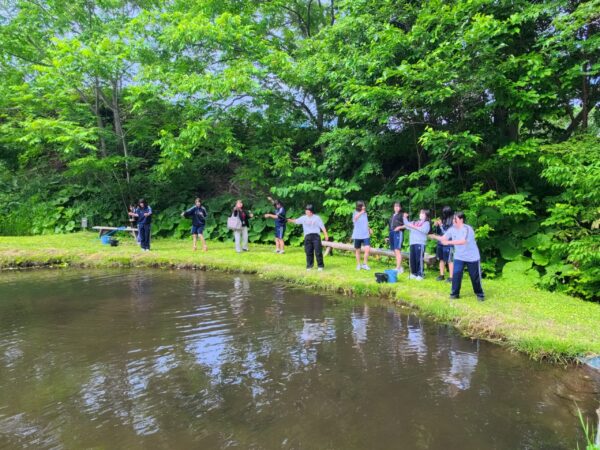【北海道修学旅行2日目選択体験釣り堀】